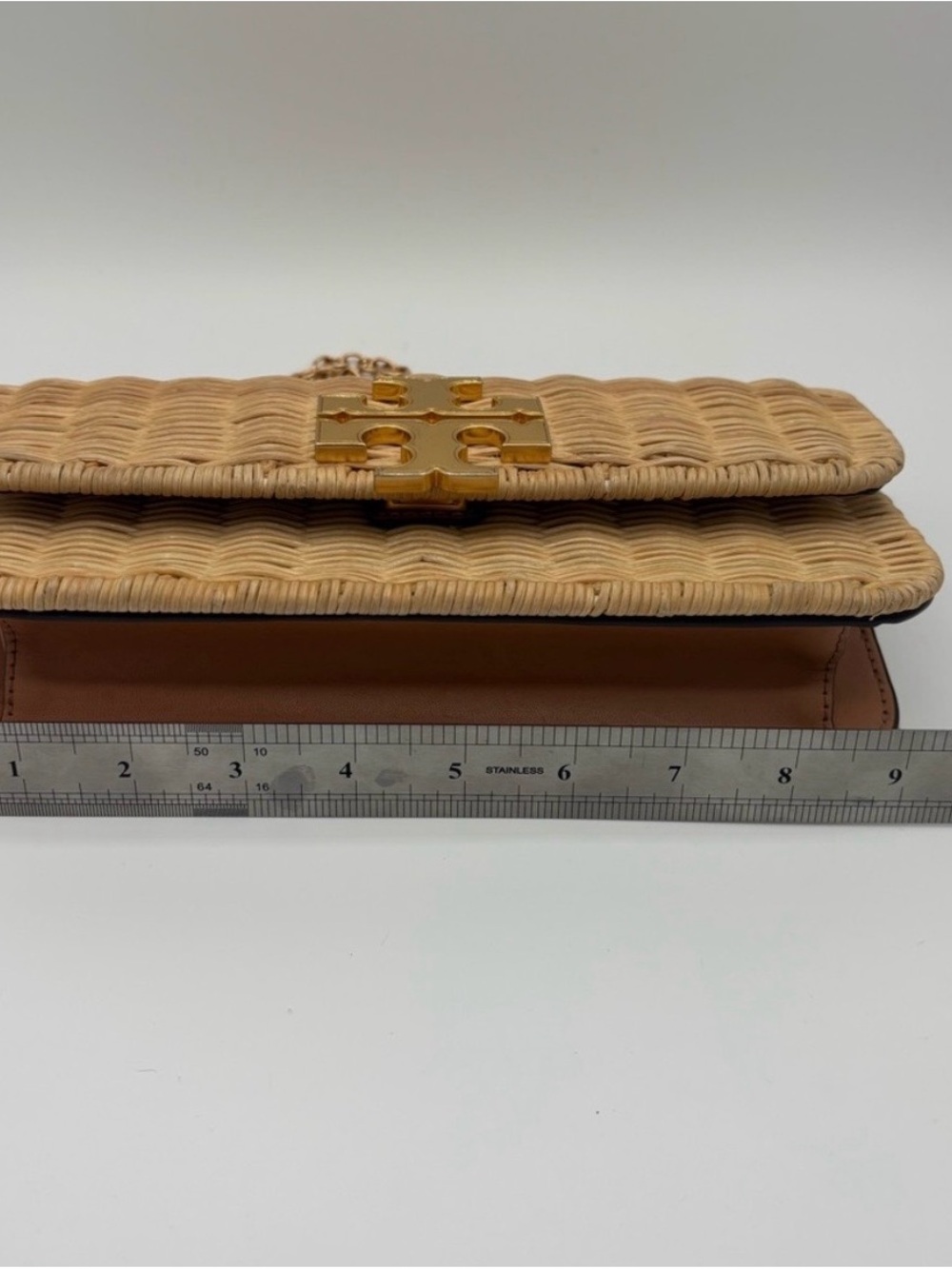 Tory Burch Woven Rattan Clutch with Gold Logo - Picture 9 of 9